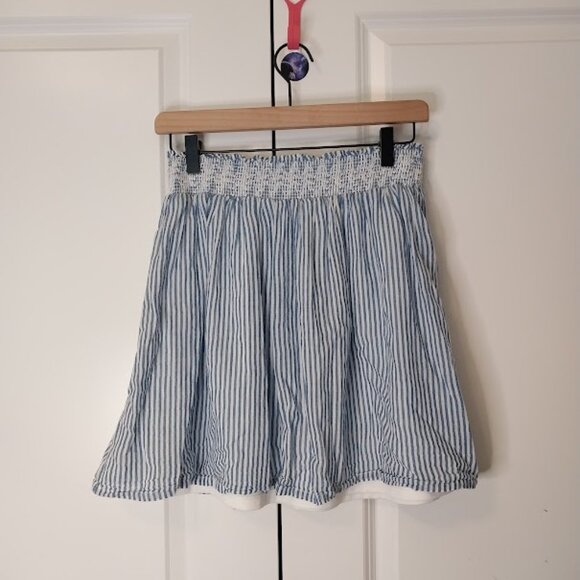 Old Navy Striped Skirt - Picture 3 of 4